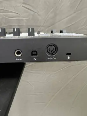 Novation LAUNCHKEY49 Mk3 2